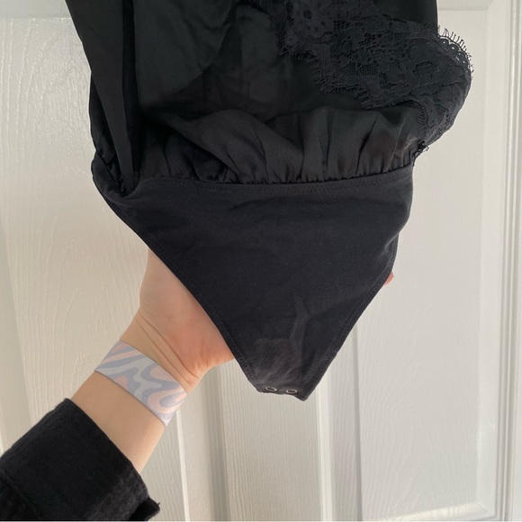 Abercrombie & Fitch Lace Bodysuit - Picture 6 of 11